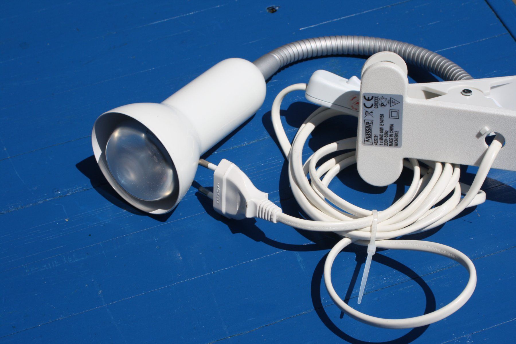 Lampade: VINTAGE KLEMMLAMPE LAMPE MIT FLEXARM – Usato da Wauwil venduto da Pneuedy 8