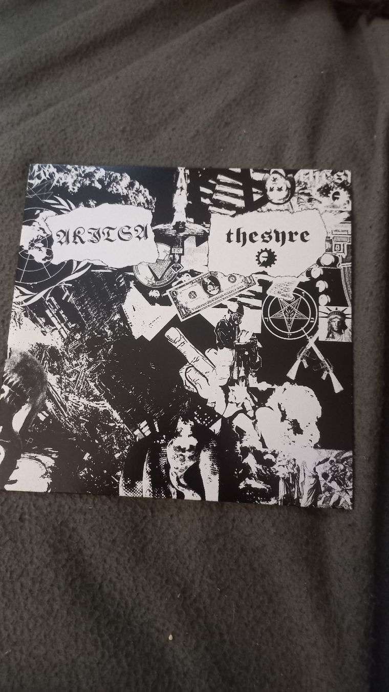 Dischi in vinile: Akitsa/Thesyre - Split 7" - Black Metal Vinyl Single – Usato da Olten venduto da Donatello1984