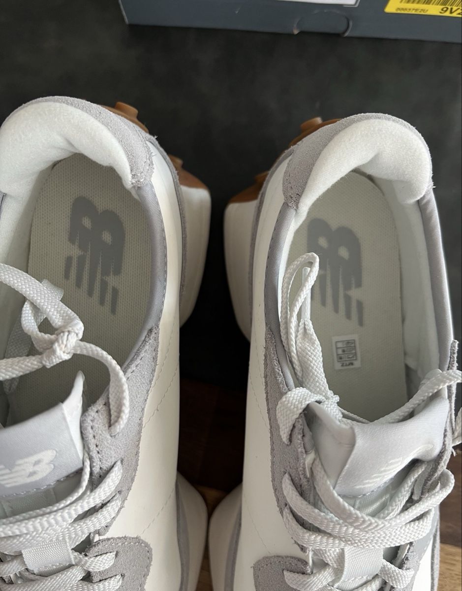 New Balance Scarpe da uomo: New Balance 327 – Nuovo (secondo la descrizione) da Schlieren venduto da NaLeAl 2