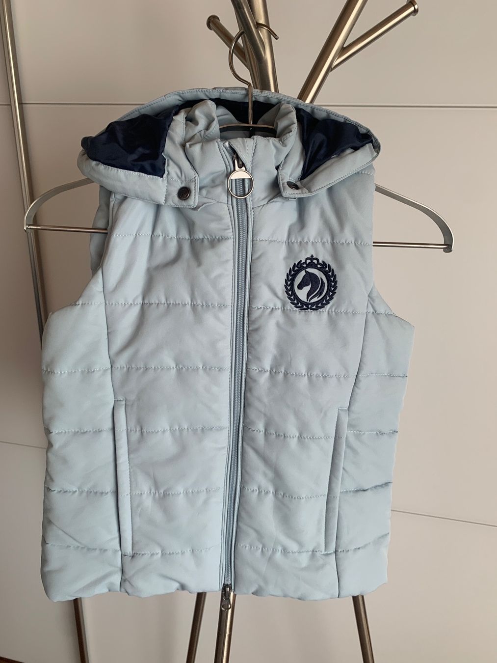 Altro abbigliamento per bambina: Steppweste /Reitweste / Gilet , Grösse 146 – Usato da Bützberg venduto da Alexaborn