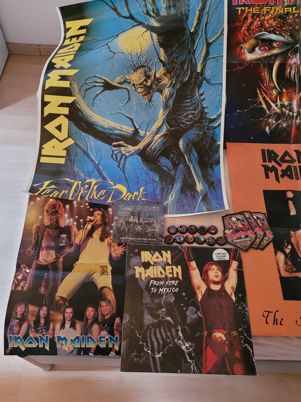 Dischi in vinile: Iron Maiden Konvolut LP - CD - Posters Biermatte - TShirt – Nuovo e nell'imballaggio originale da Grône venduto da Gronibar 1