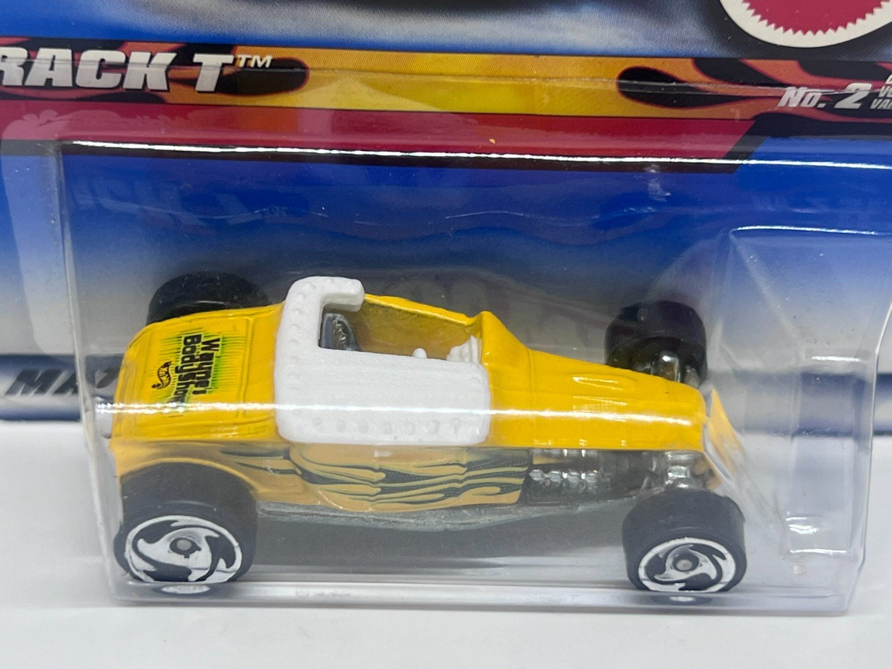 Hot Wheels Modellini d'auto: Hot Wheels Track T – Nuovo e nell'imballaggio originale da Wildegg venduto da LaaBoutique 2