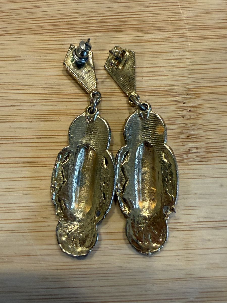 Orecchini pendenti & Orecchini a lobo: Gold-farbige Ohrhänger mit rotem Stein, elegant – Usato da Basel venduto da zukk_ 1