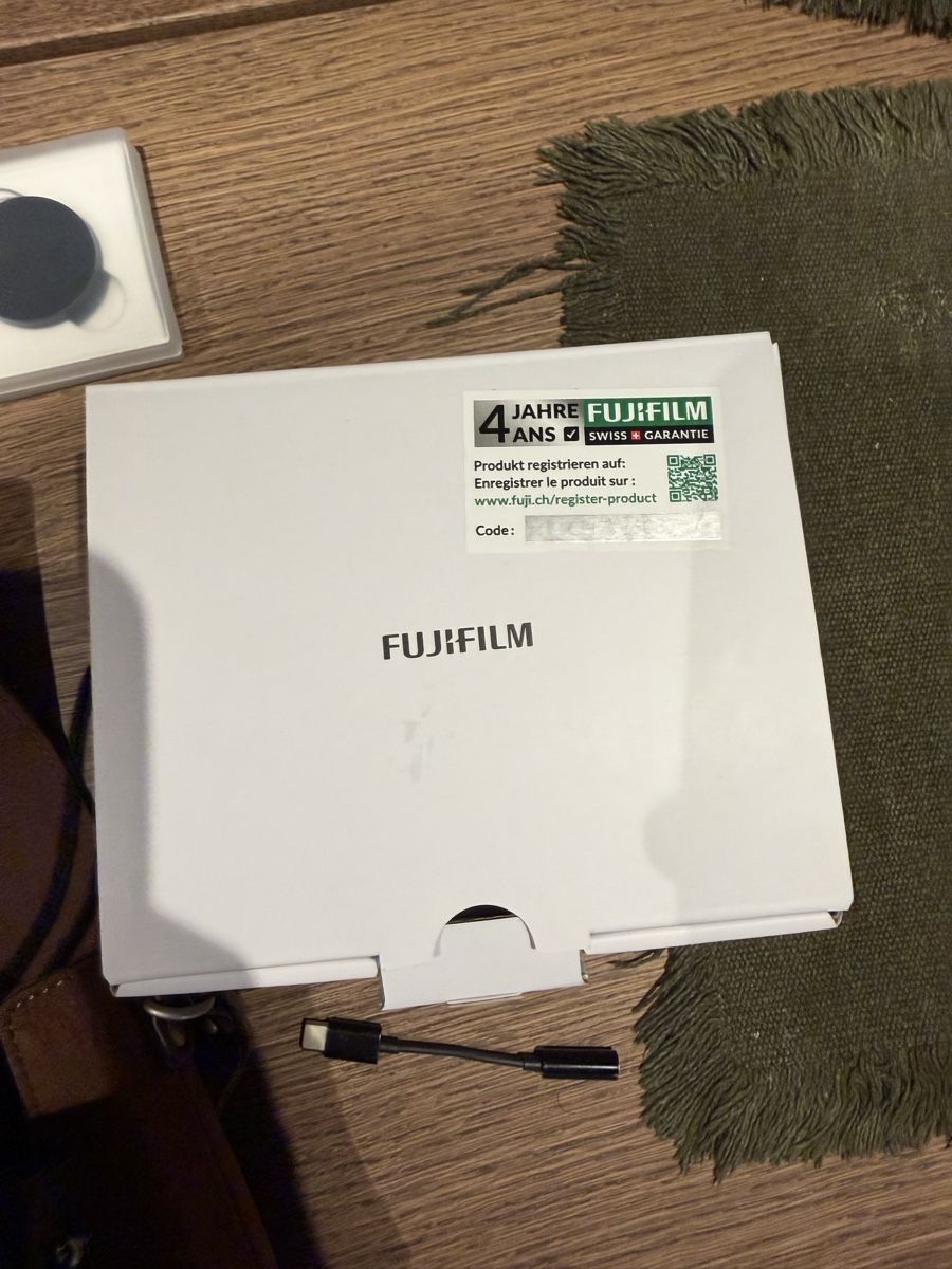 Fujifilm Fotocamera: Fujifilm X-HF1 Xhalf Corpo+Accessori – Usato da Bellinzona venduto da Andreea90 4