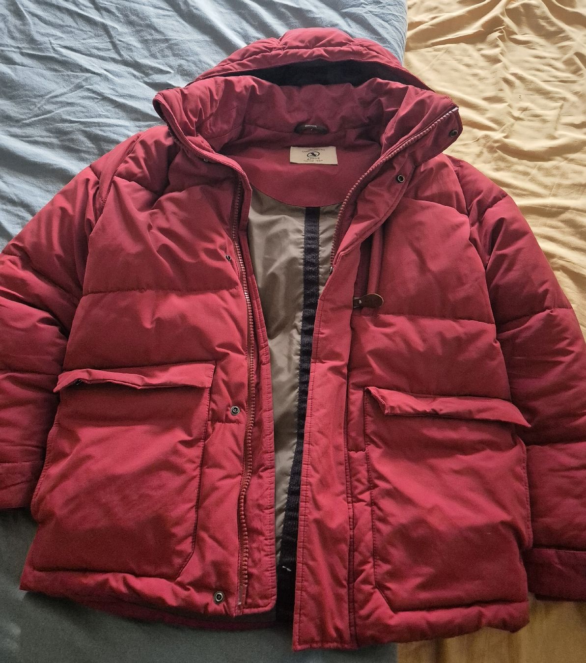 Giacche: Aigle doudoune chaude bordeaux, taille S. comme neuve – Nuovo (secondo la descrizione) da Onex venduto da Tonytali 1