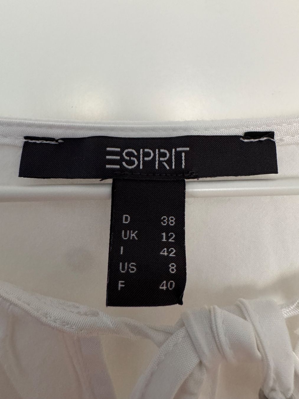 Esprit Chemisiers: Damen Bluse Weiss Grösse 38, Esprit – Neuf (Voir description) à Niederhasli par Erwied 1