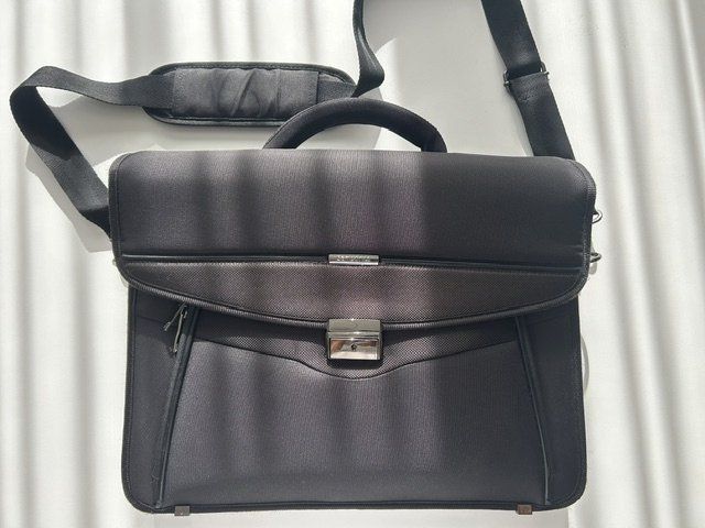 Samsonite Valigie & Borse: Aktentasche Sumsonite schwarz – Usato da Dietlikon venduto da 621990