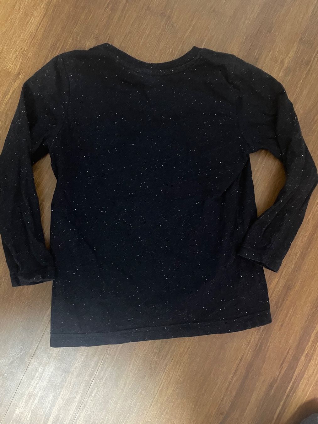 Maglioni & Felpe: Pullover Langarmshirt Grösse 104 – Usato da Busswil venduto da billib 2