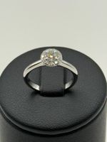 Bague halo diamants en or blanc 18 carats – Bucherer