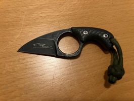 Max Knives / Fred Perrin – Shorty Black