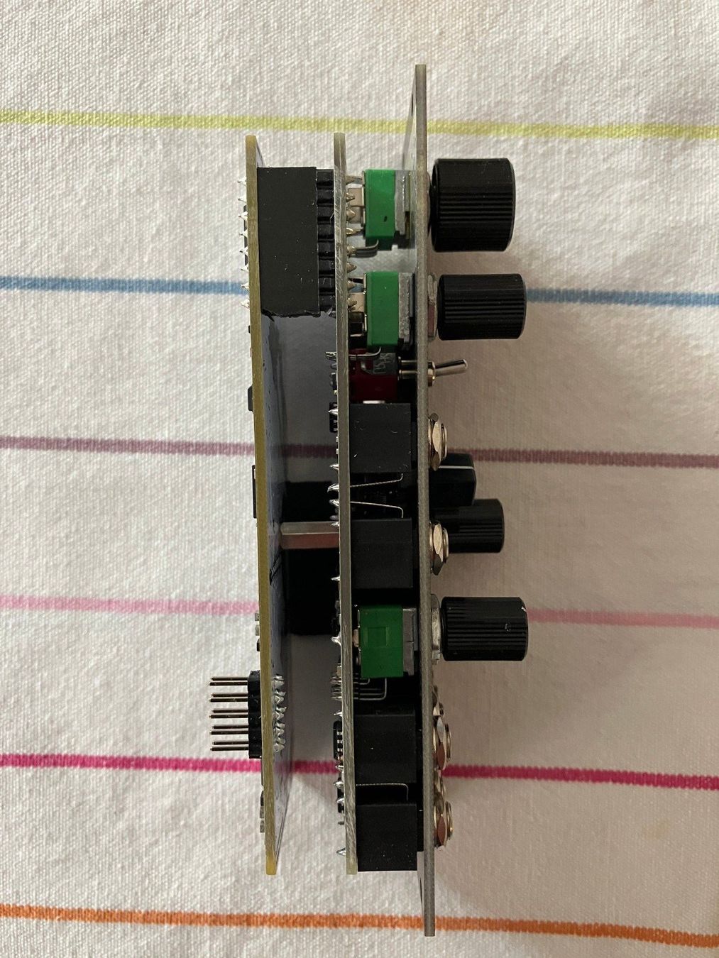 Musikinstrumente: Bastl Instruments "IKARIE" – Gebraucht aus Jenins von klozs 2