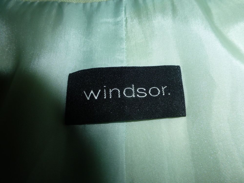 Windsor Vestes: Damenblazer von Windsor Gr. 38 – D'occasion à Basel par astwo 4