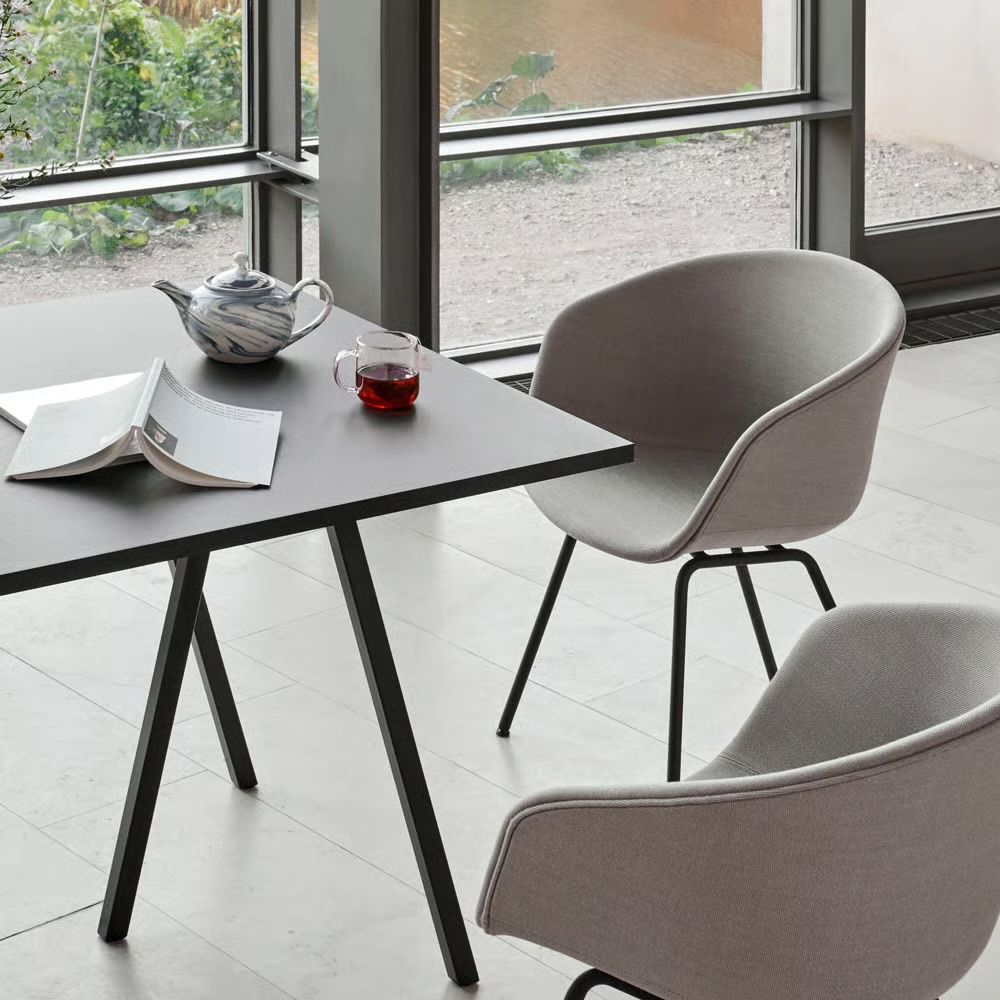 Hay Tables: HAY - LOOP STAND TISCH - schwarz – D'occasion à Zürich par shopping07 1