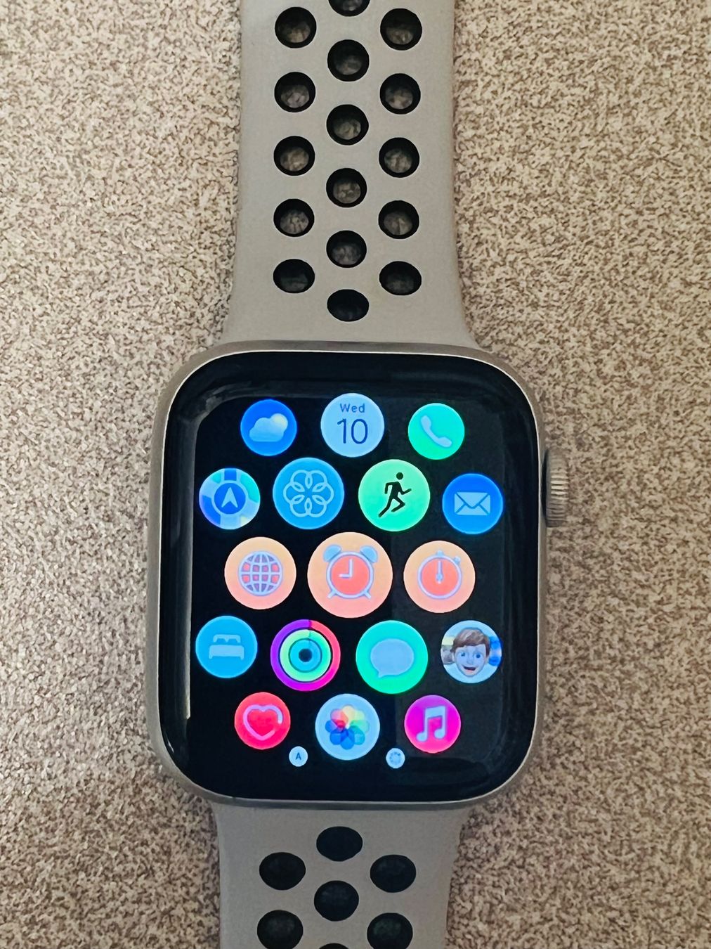 Apple Smartwatch: Apple watch – Nuovo (secondo la descrizione) da Grenchen venduto da rom_xq5z 1