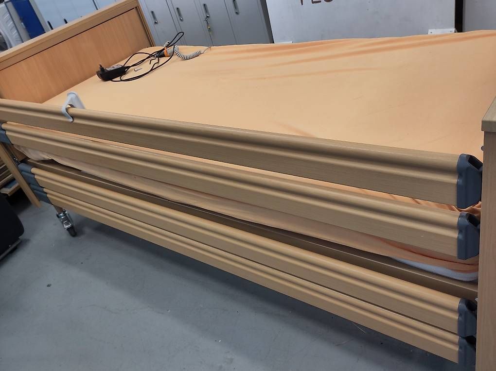 Lits: Burmeier Elektrobett / Pflegebett Dali 2024 – D'occasion à Pratteln par Cartonsducoeur_bl 7