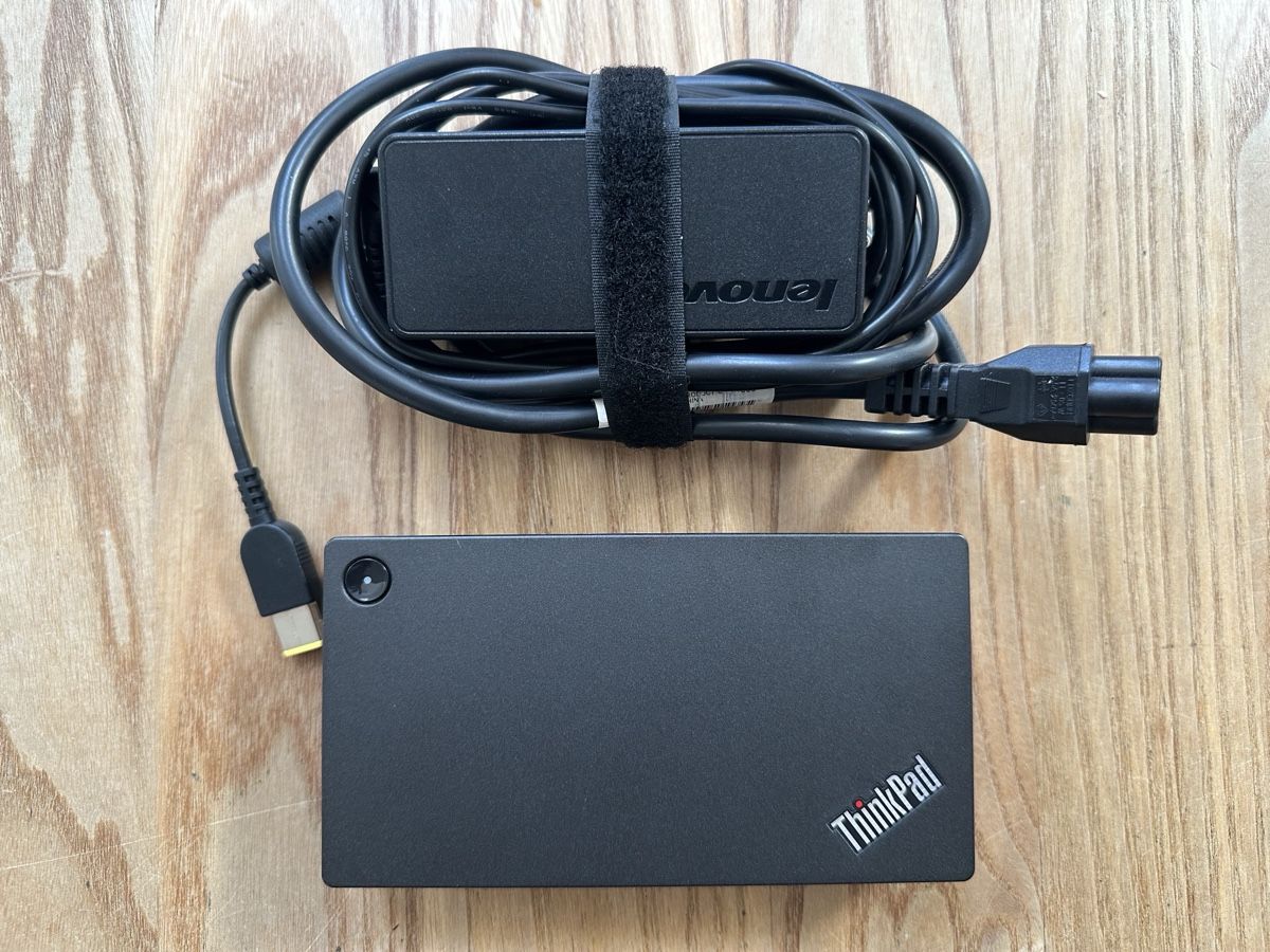 Lenovo Docking station: Lenovo ThinkPad Docking Station USB-C – Usato da Mauensee venduto da Rovertomcat