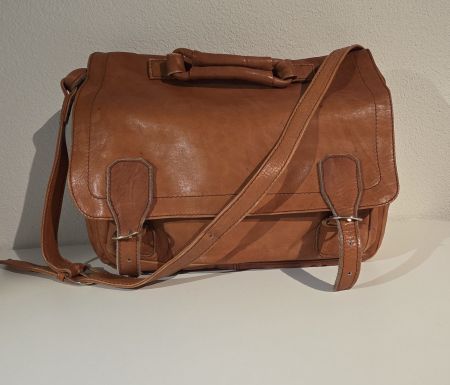 Vintage Leder Umhängetasche / Kuriertasche