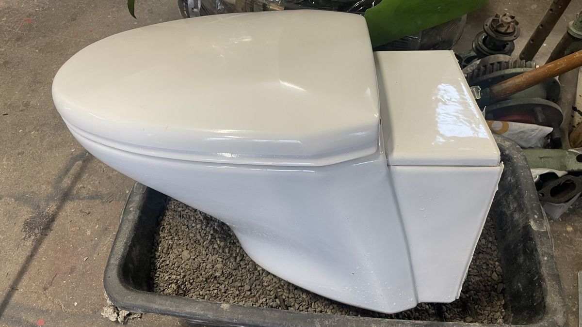 WC: Wand WC – Gebraucht aus Wolfertswil von Rebrohkatze