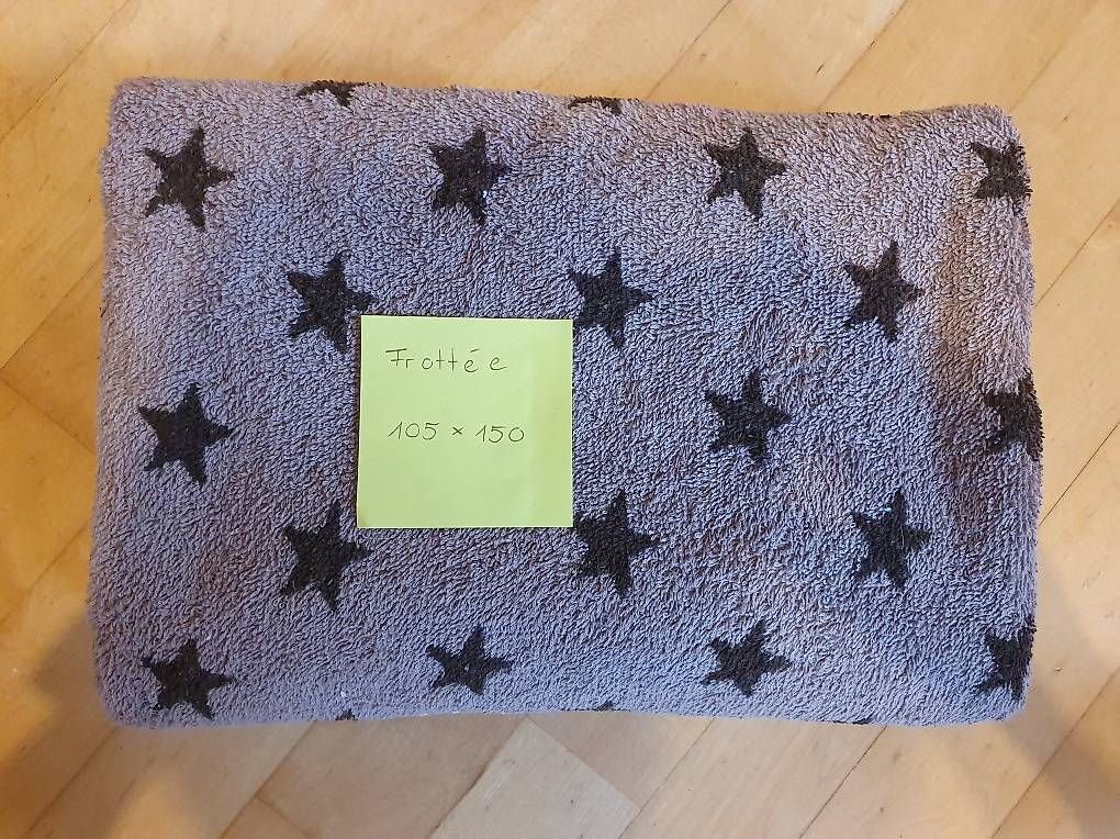 Tessuti: Stoff Frottée 105x150 braun – Usato da Inwil venduto da calimera246