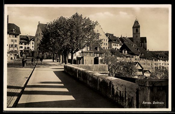 Cartoline postali: AK Aarau, Zollrain mit Passanten – Usato da Berlin venduto da bartko-reher