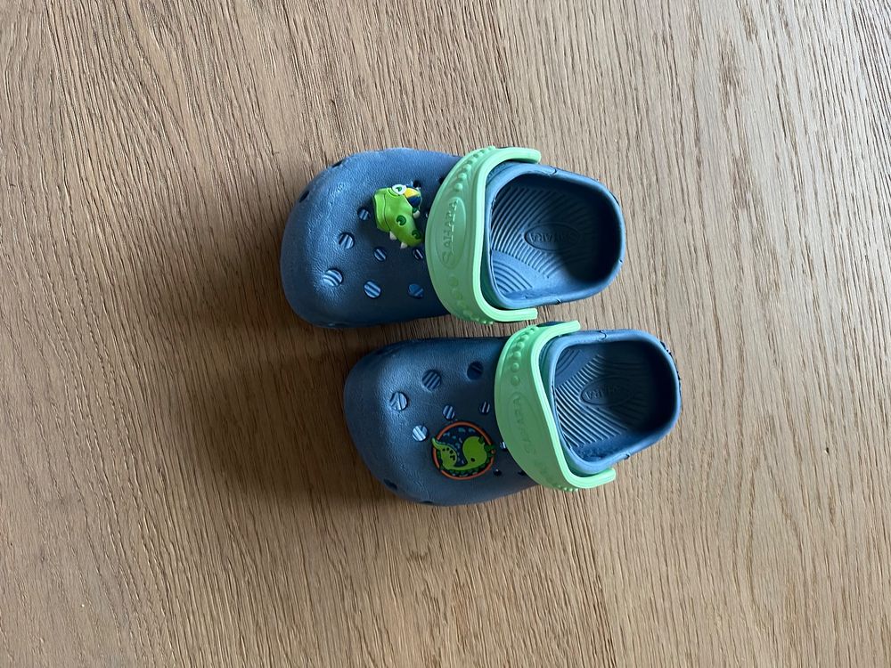 Crocs bébé taille discount 21