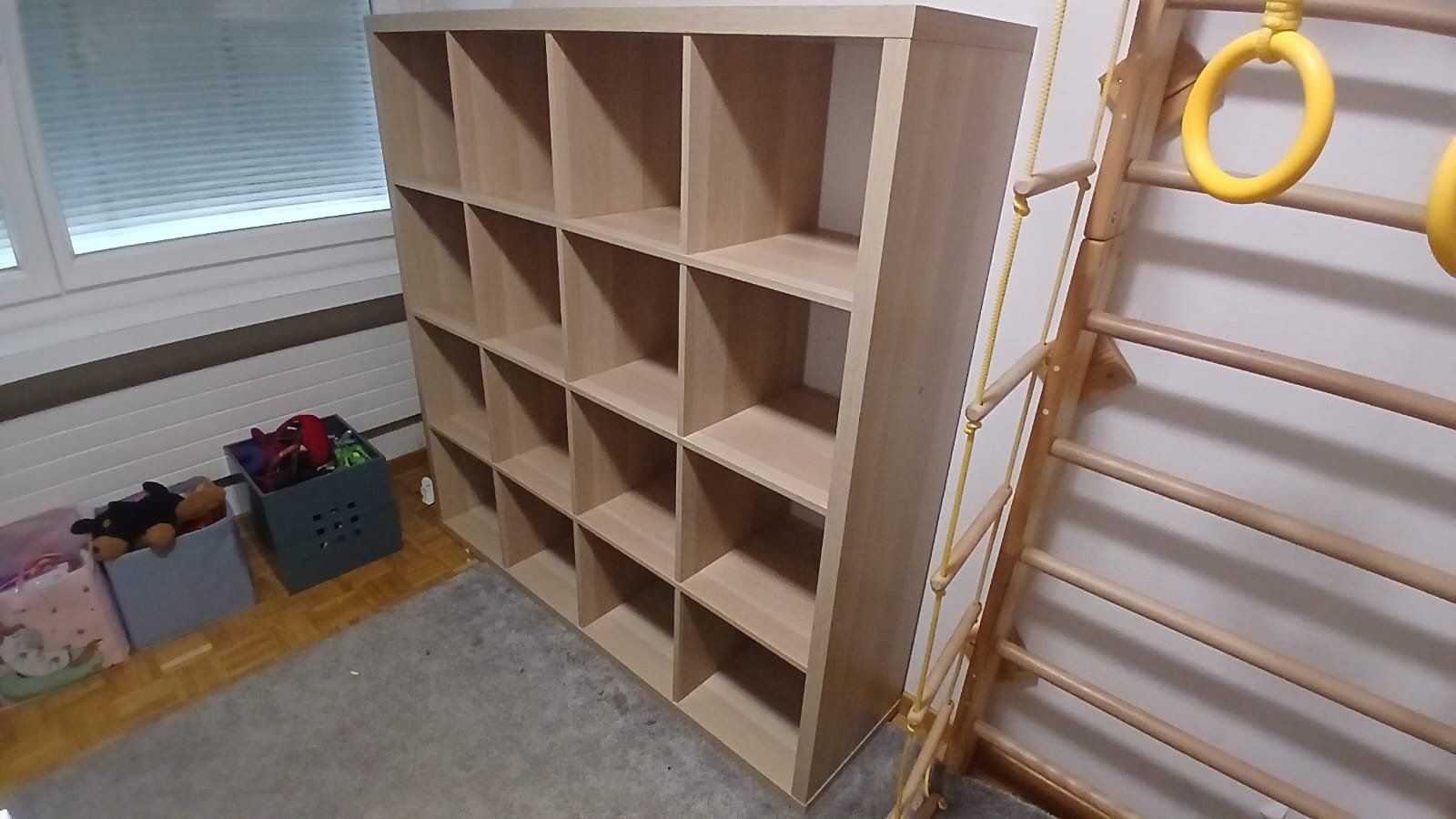 Scaffali: IKEA Regal für Wohnzimmer oder Kinderzimmer – Usato da Herrliberg venduto da Kagor 2