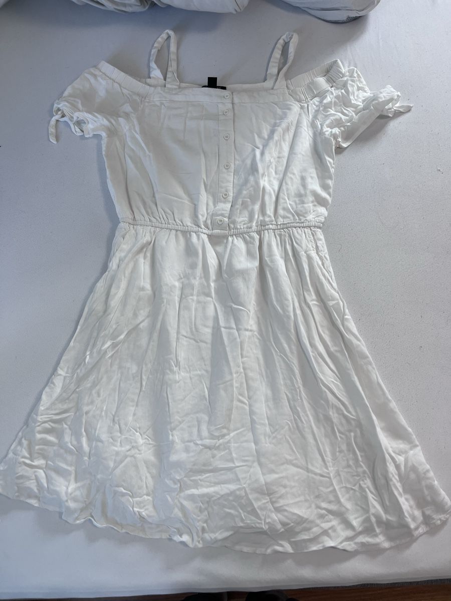 New Look Kleider: Strand Kleid – Gebraucht aus Romanshorn von Luette19
