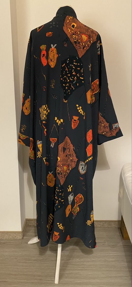 Arte internazionale: Kimono Weekday bedruckt Grösse S 100% Polyester – Usato da Gossau SG venduto da MRS13 3