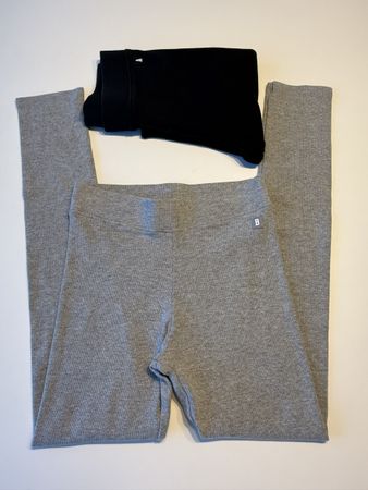 Zara gr 164 2 Stück Leggins neuwertig **