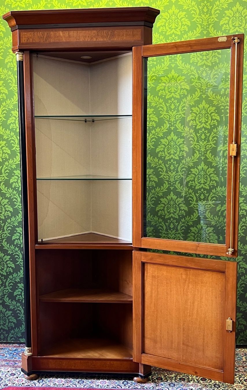 Vetrine: Biedermeier Eckvitrine Eckschrank Vitrine Barock SELVA – Usato da Gemünden venduto da GEUENWALD 9