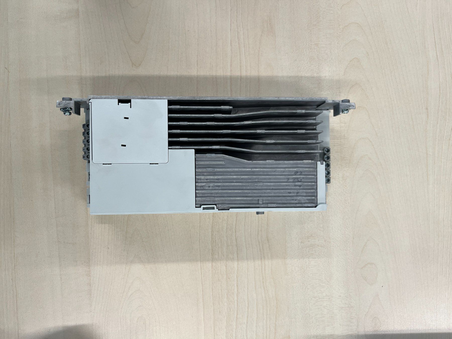 Lenze Composants électroniques: Lenze FU i550/ 4 kw – Neuf avec emballage d'origine à Wauwil par ISELI_ENERGIE_AG 4