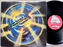 Stryper –The Yellow And Black Attack LP 1986 GEWASCHEN