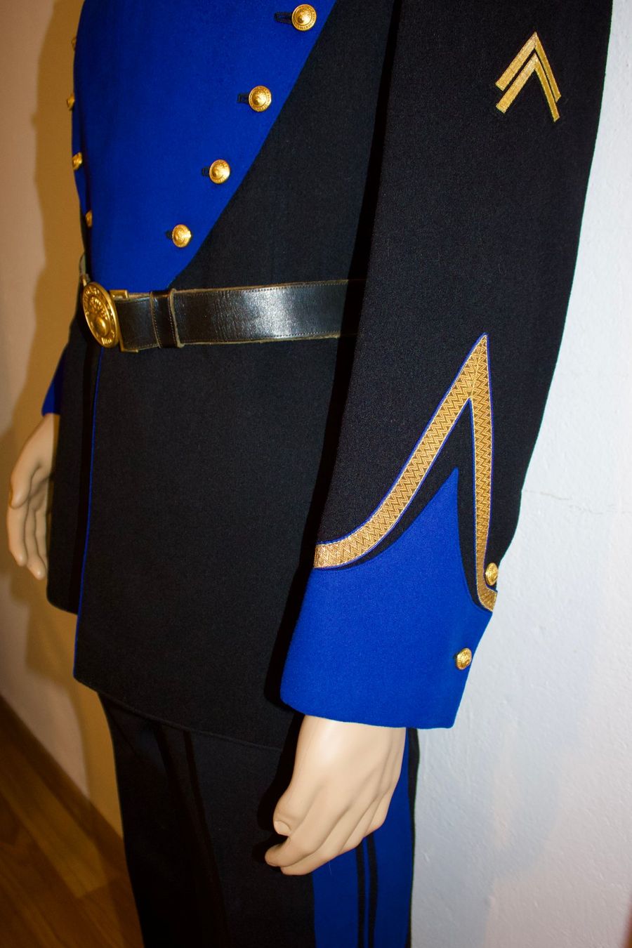 Uniformen: Gendarmerie Vaudoise un uniforme de grande tenue – Gebraucht aus Lausanne von Grenchars78 2