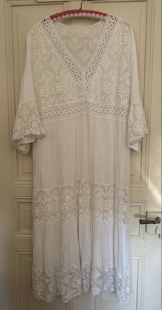 Sommerkleid weiss mit Spitze V-Ausschnitt guter Zustand