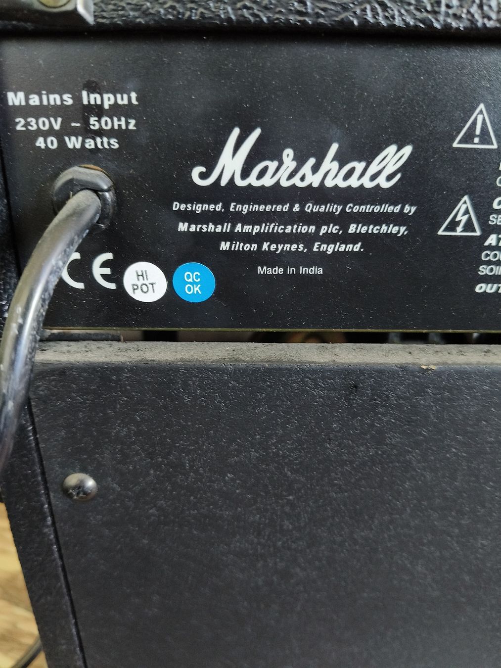 Marshall Casse acustiche: Marshall MG10CD 40 Watt Guitar Amplifier RMS used – Usato da Zürich venduto da sha_vw65 3