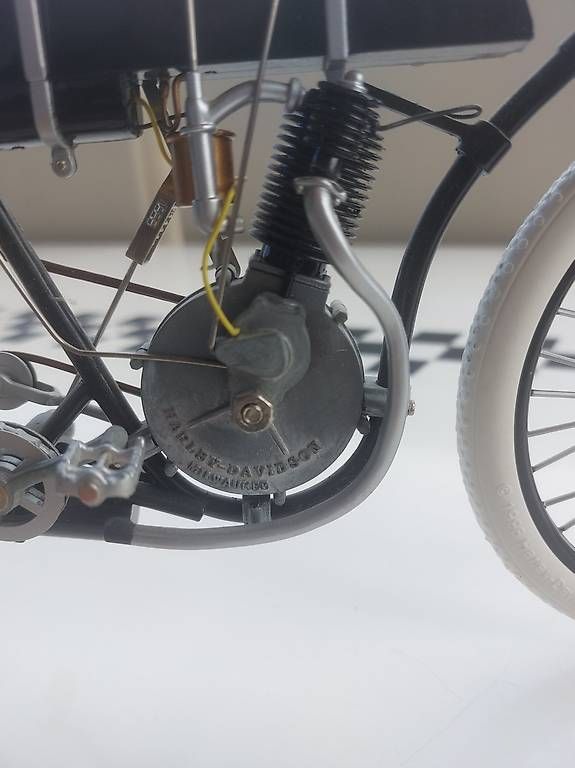 Modellbausätze & Standmodelle: Harley Davidson Modell Motorrad Metall – Gebraucht aus Bremgarten AG von marcelbu62 4