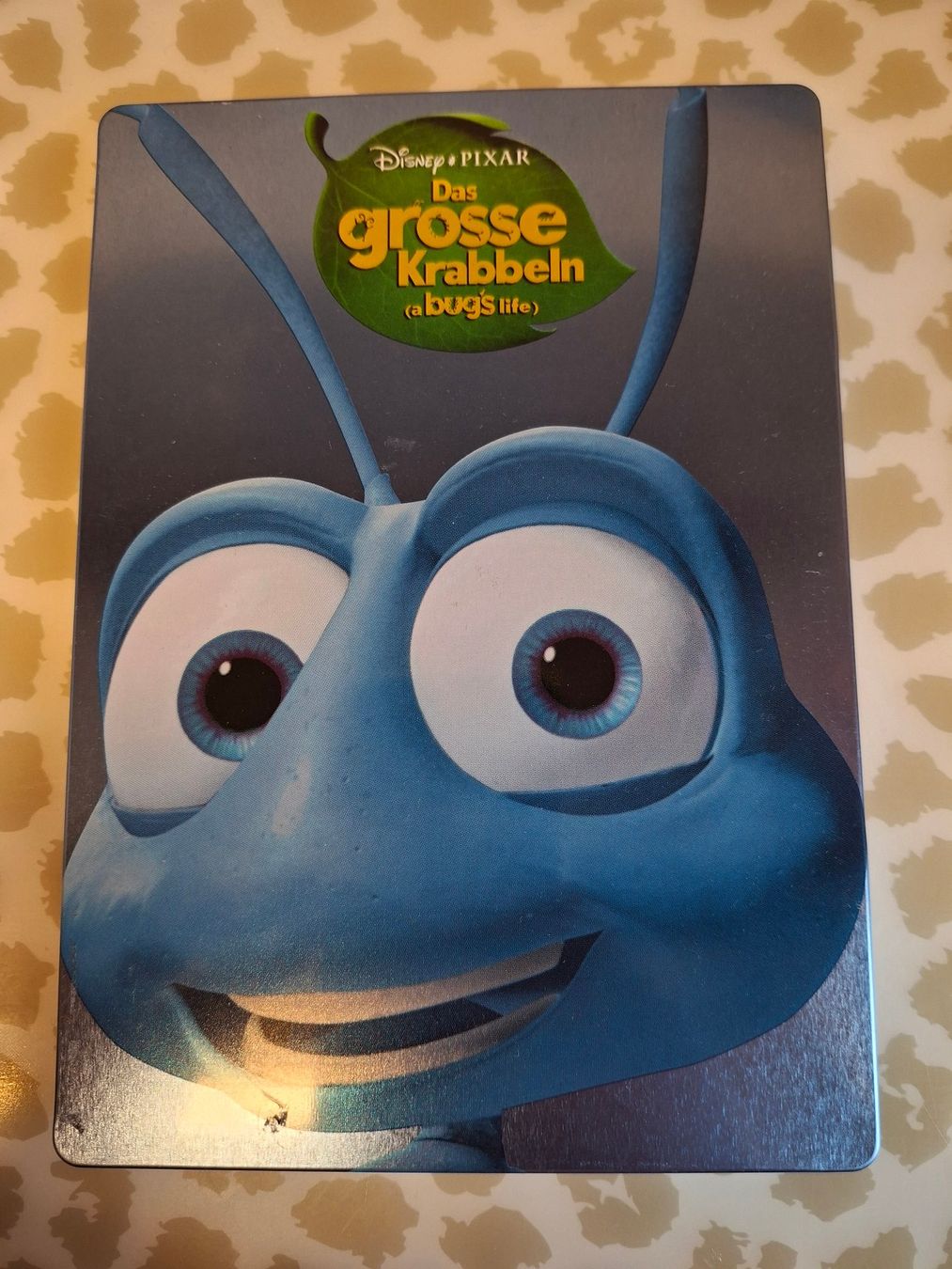 Tutti i DVDs: DVD Das grosse Krabbeln Metallbox – Usato da Oberwil/Dägerlen venduto da Dominique1606