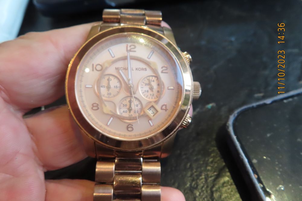 Michael Kors Batterie wechseln, wie neu, band 22 cm,Ø 45 mm Kaufen auf Ricardo