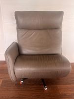 Ledersessel mit Rollen grau einstellbar guter Zustand