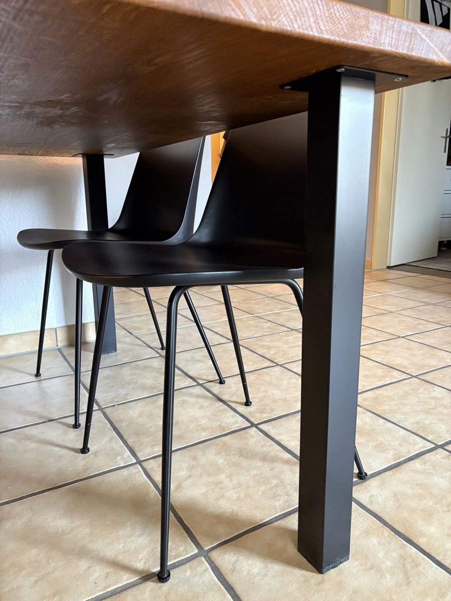 Set di tavolo e panche: Eichenesstisch mit 4 Stühlen, neuwertig und modern! – Usato da Bülach venduto da Buschuz 5