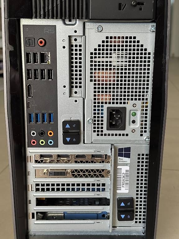 PC: Alienware Aurora Gaming PC  i7 / GTX 1080 / 32GB RAM – Usato da Neuhausen am Rheinfall venduto da aleksandar.venco 2