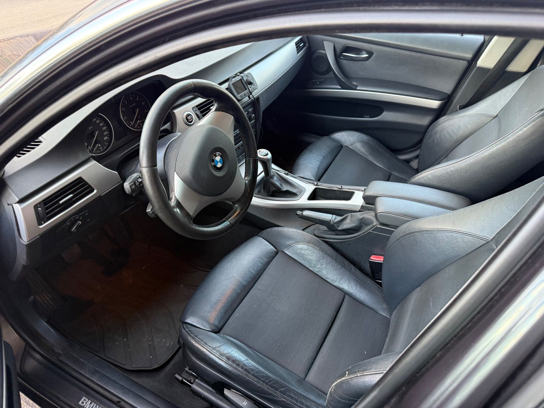 BMW Automobili: BMW 325xi Touring Allrad – Usato da Egnach venduto da Nati97 2