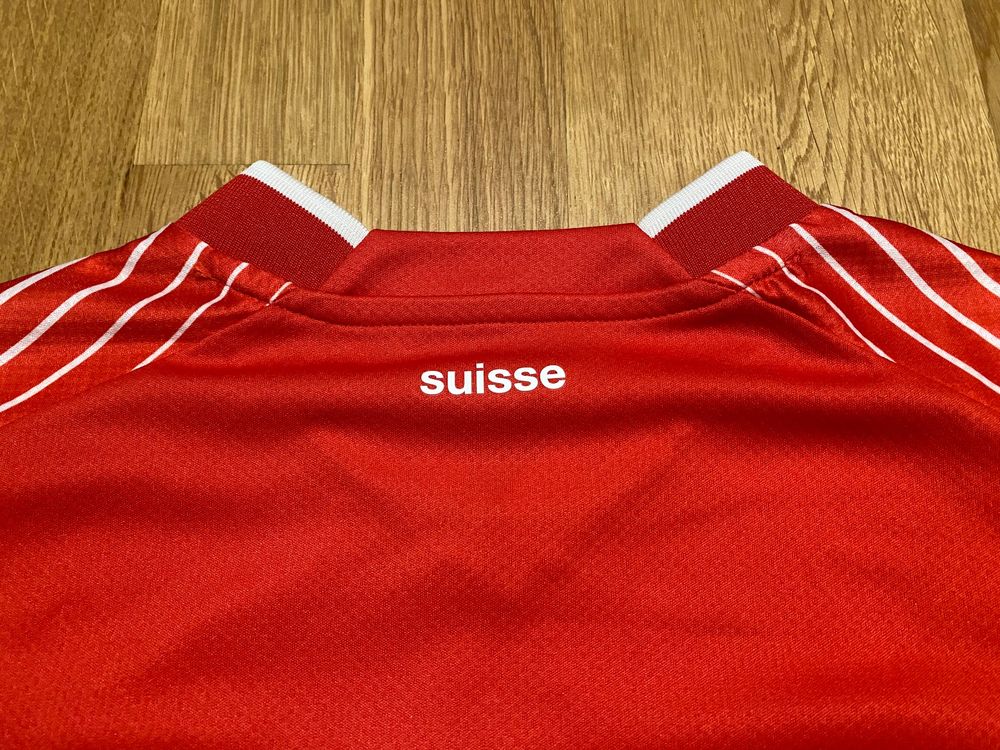 Schweizer Nati Maillots de corps & Pantalons: SCHWEIZ NATI WOMEN TRIKOT 2022/23 MAILLOT SUISSE SVIZZERA L – Neuf (Voir description) à Birr par kma1234 3