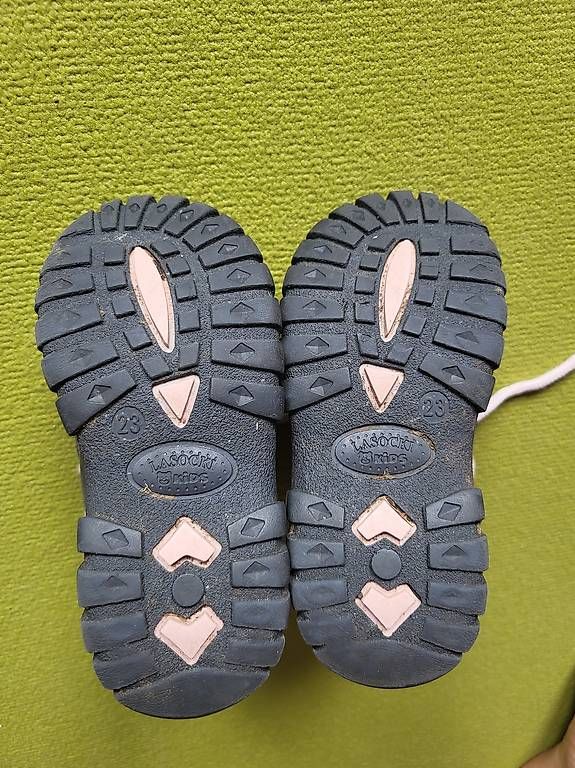 Scarpe per ragazze: Winterschuhe La Socki, Grösse 23 – Usato da Thun venduto da t_h_cl6d 1