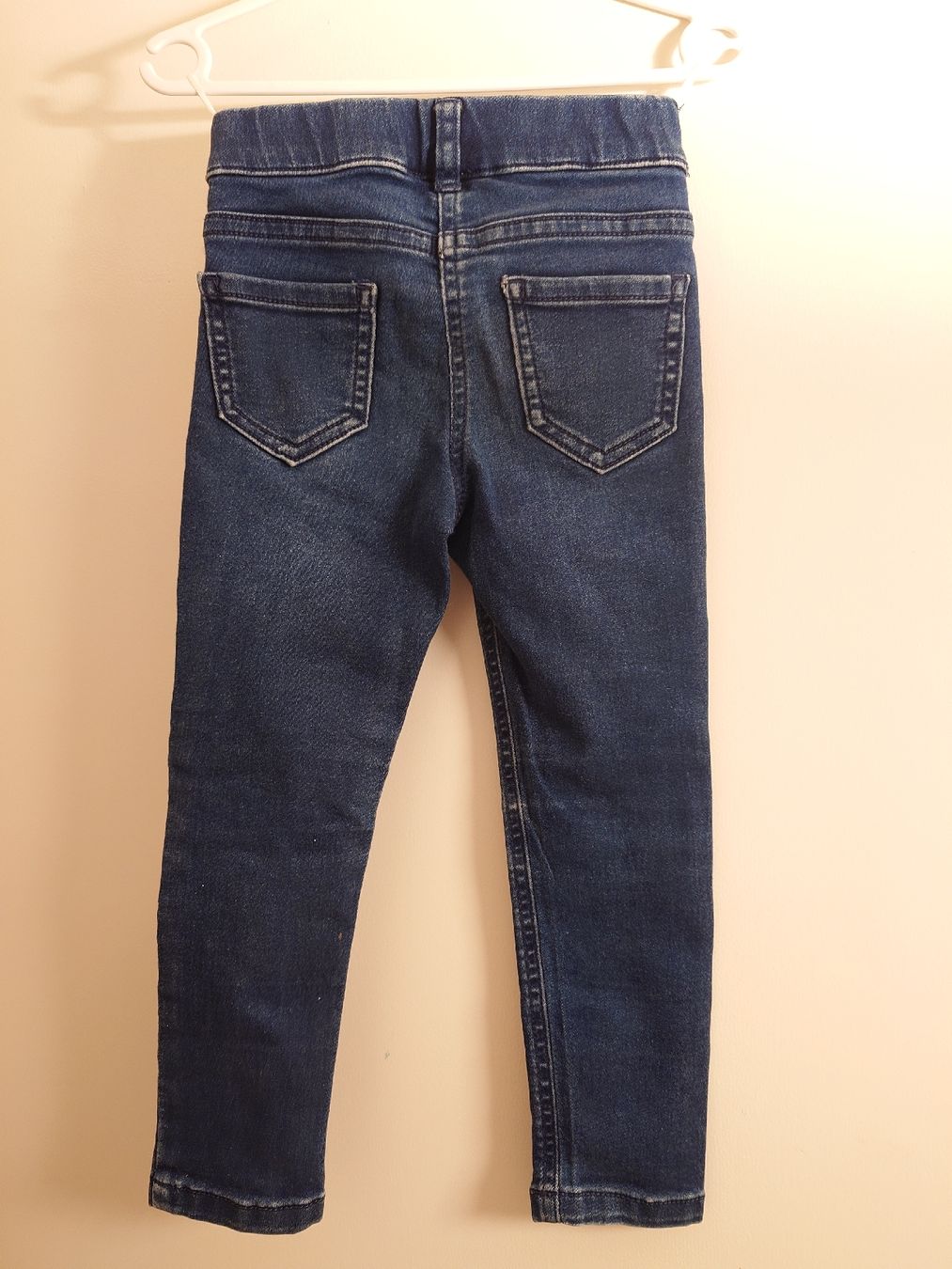 Pantaloni: Mädchen Jeans mit Einhorn Motiv, Grösse 104 – Usato da Uster venduto da snowy_6 1