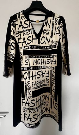 Kleid von RINASCIMENTO made in Italy Grösse M