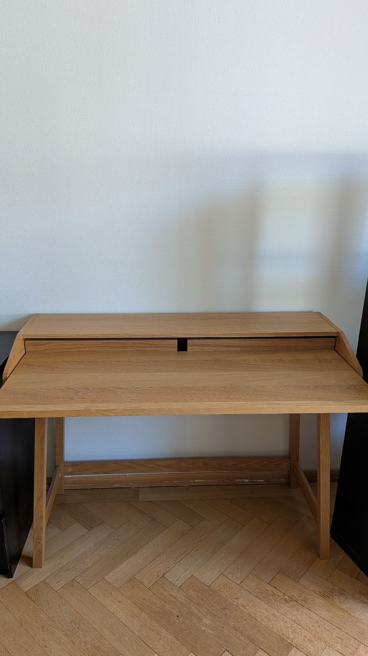 Schreibtische: Desk 116wx67dx83h – Gebraucht aus Zürich von mar_29kd 1
