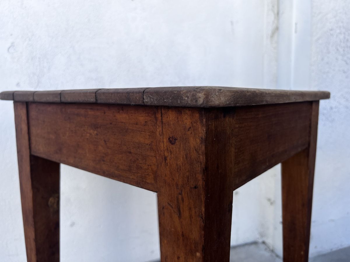 Sgabelli: Vintage Holz Hocker  – Usato da Bern venduto da fotolog111 7