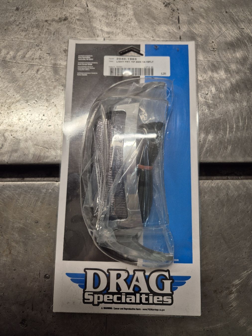 Harley-Davidson Tutti i ricambio per moto: Feu Led garde-boue av. Harley-Davidson – Nuovo e nell'imballaggio originale da Le Locle venduto da CHEGUA 2