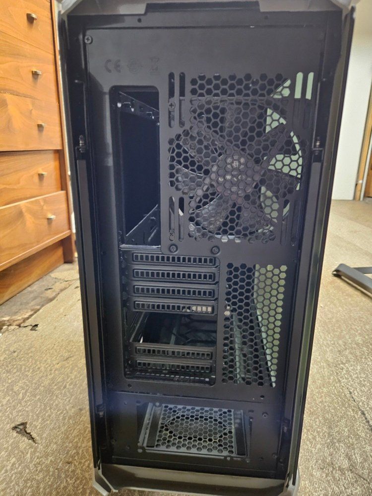 Custodie: Cooler Master Cosmos C700P High-End Full-Tower PC-Gehäuse – Usato da Luzern venduto da igo_ldf2 3
